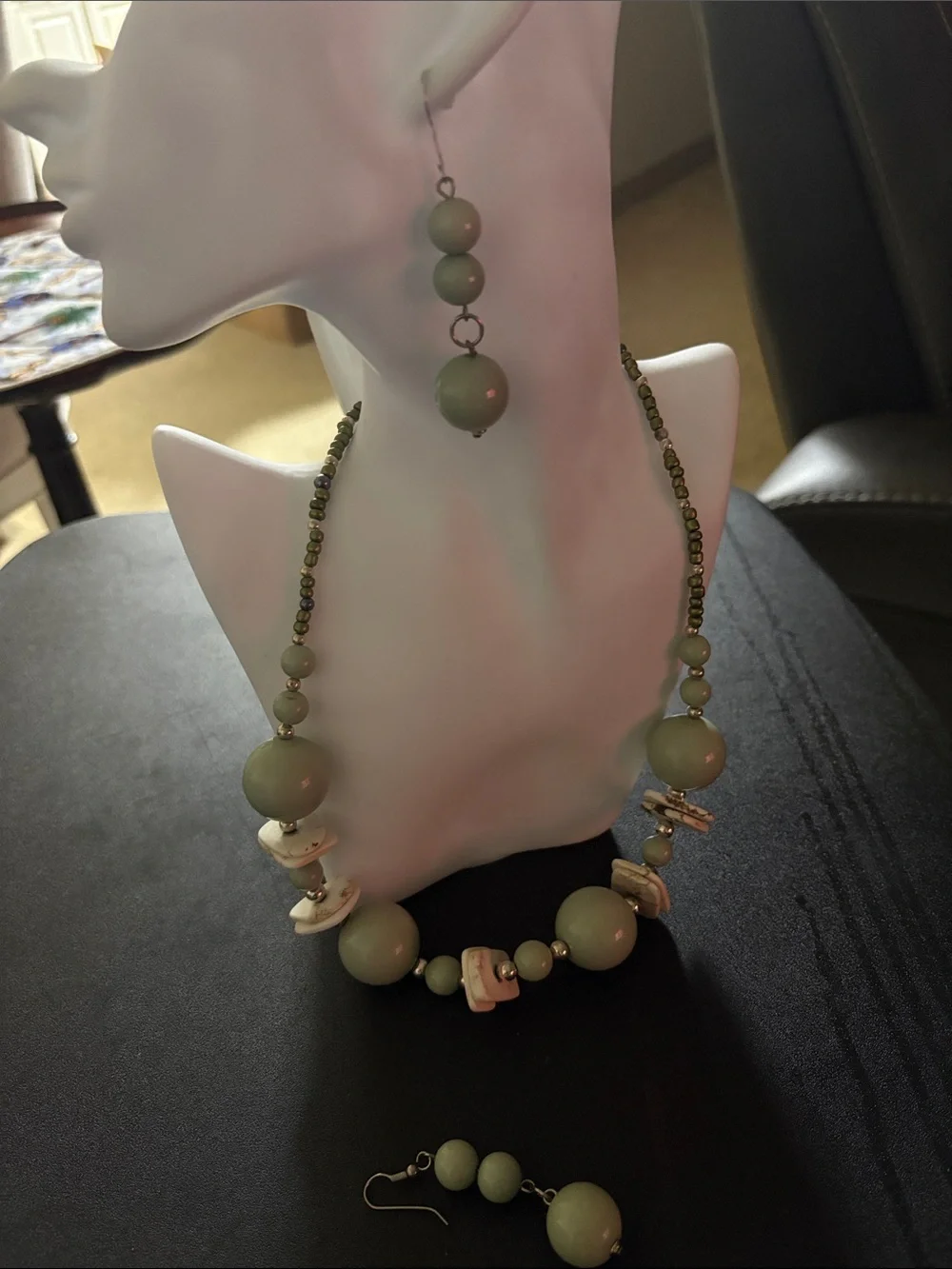 N/A elegant mint